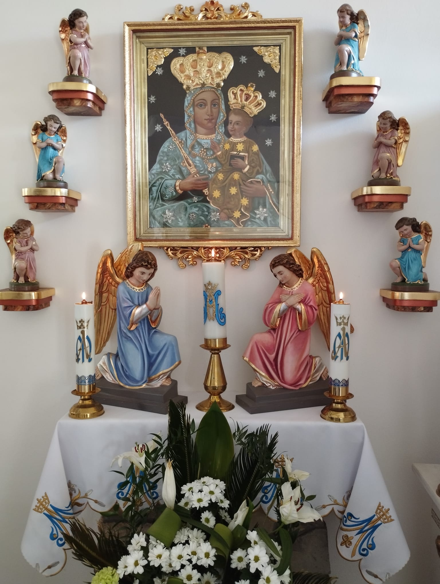 ROZPOCZYNAMY MAJÓWKI