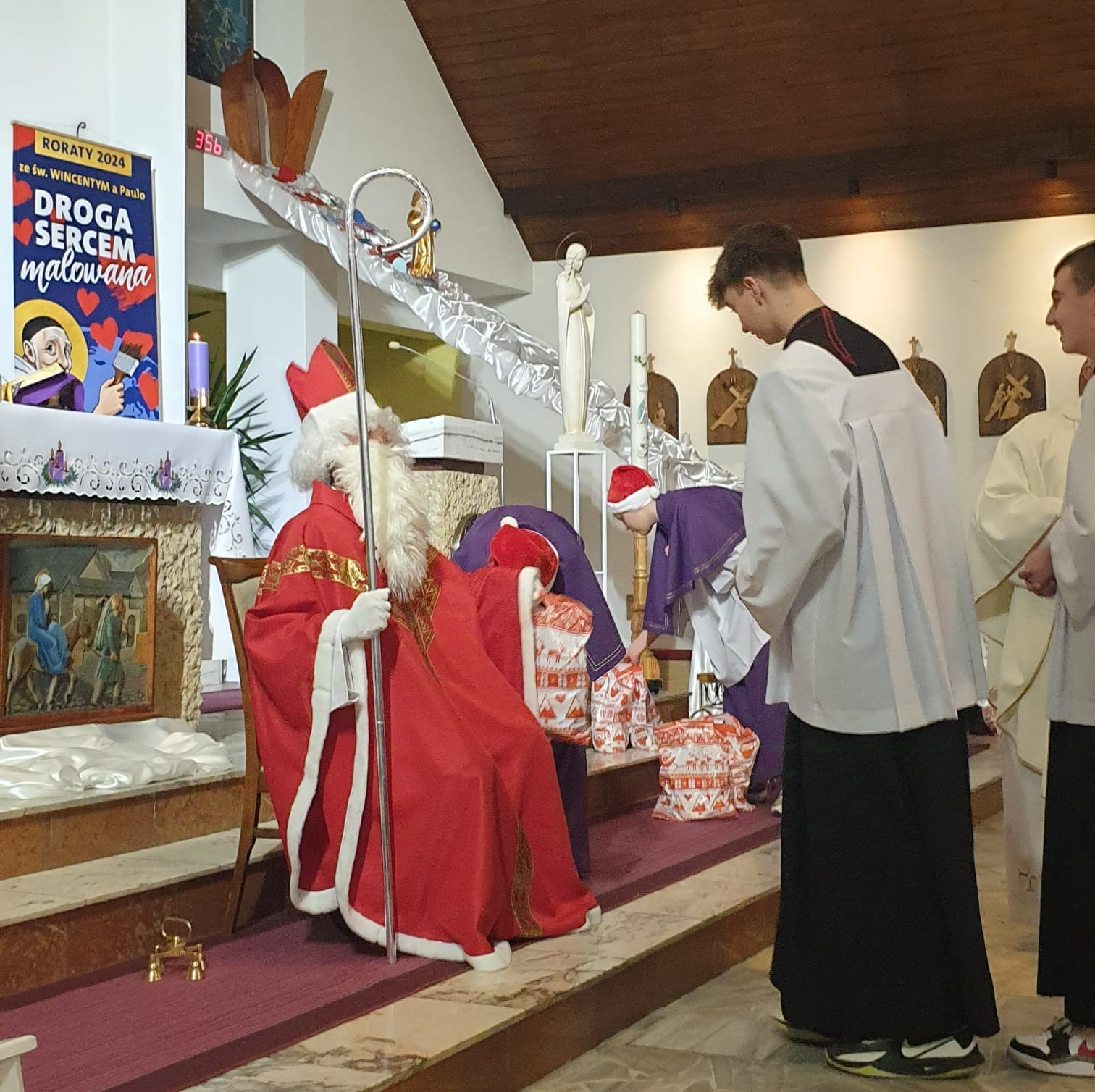 ŚWIĘTY MIKOŁAJ NAS ODWIEDZIŁ