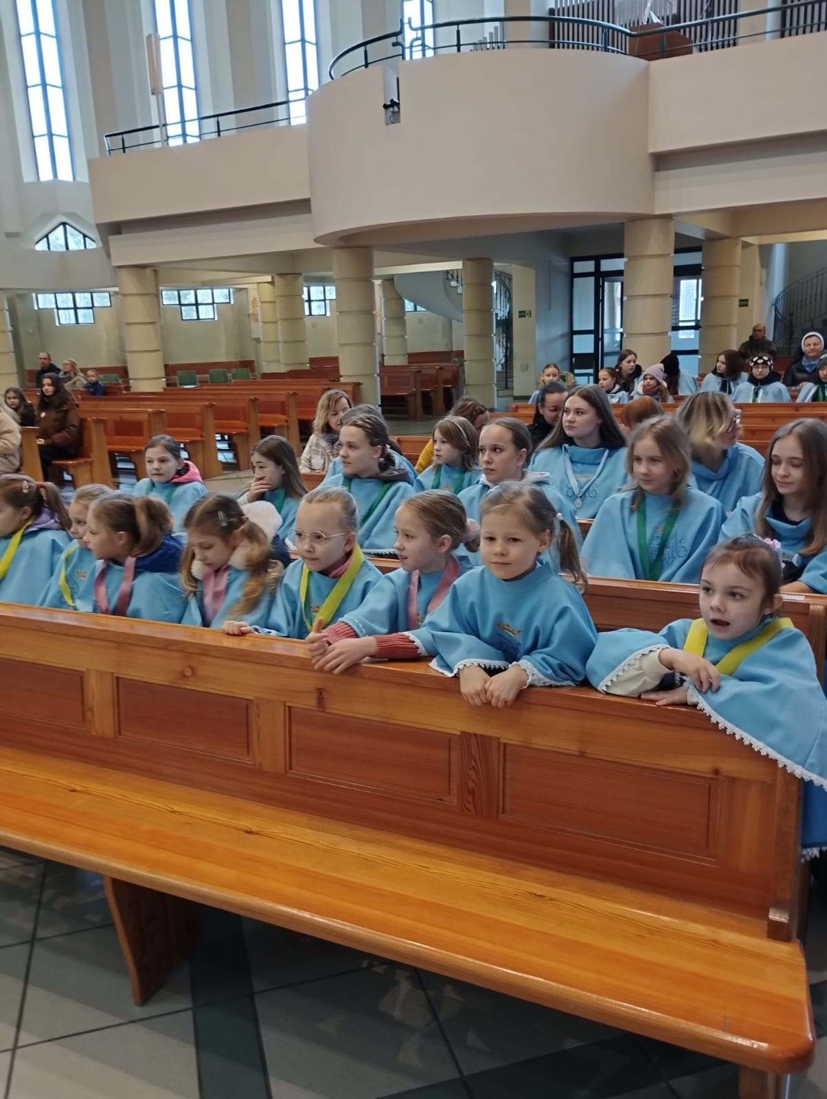 WIELKOPOSTNY DZIEŃ SKUPIENIA DLA DZIECI MARYI w pARAFII DUCHA ŚWIĘTEGO w KĘDZIERZYNIE