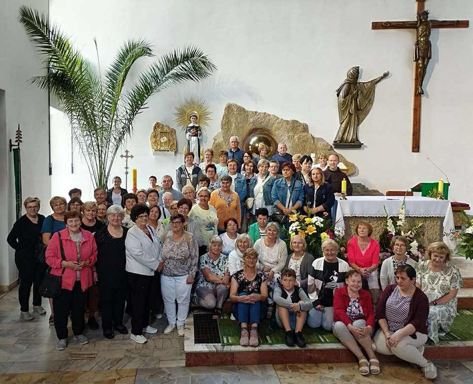 JUBILEUSZOWA PIELGRZYMKA Z PARAFII ŚW. ANDRZEJA APOSTOŁA W UJEŹDZIE