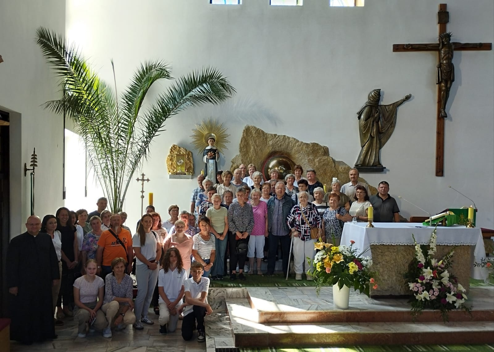 JUBILEUSZOWA PIELGRZYMKA Z PARAFII WNIEBOWZIĘCIA NMP W BIEDRZYCHOWICACH