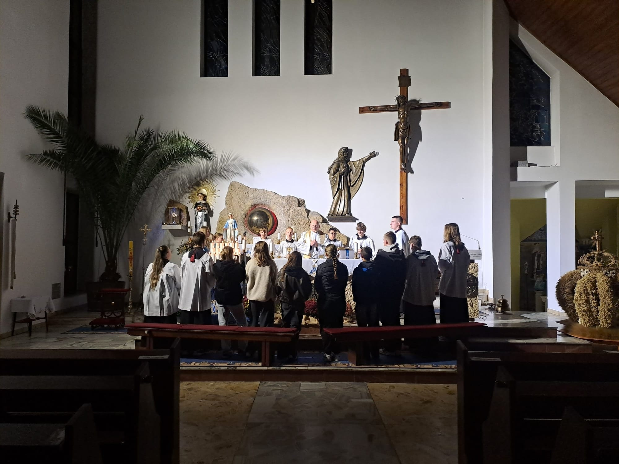 WIECZORNA MODLITWA MŁODYCH