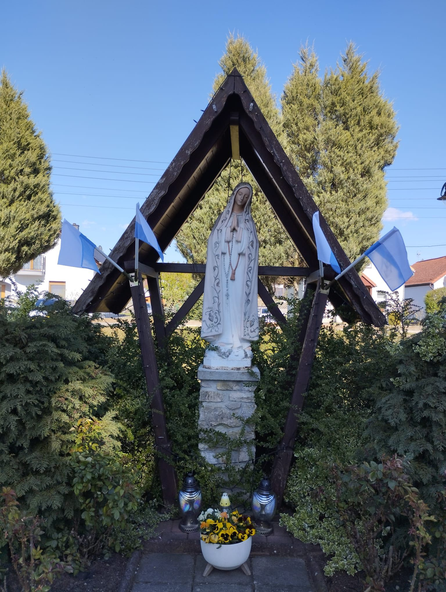 NABOŻEŃSTWA MAJOWE